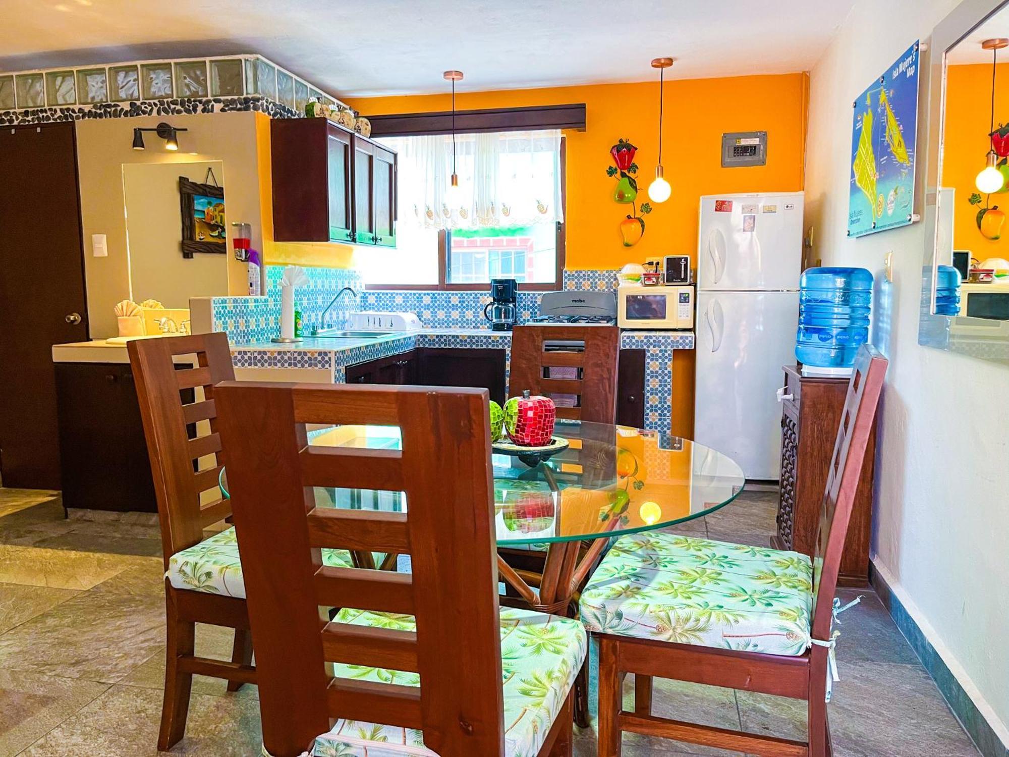 Cande'S Apartments Isla Mujeres Ngoại thất bức ảnh