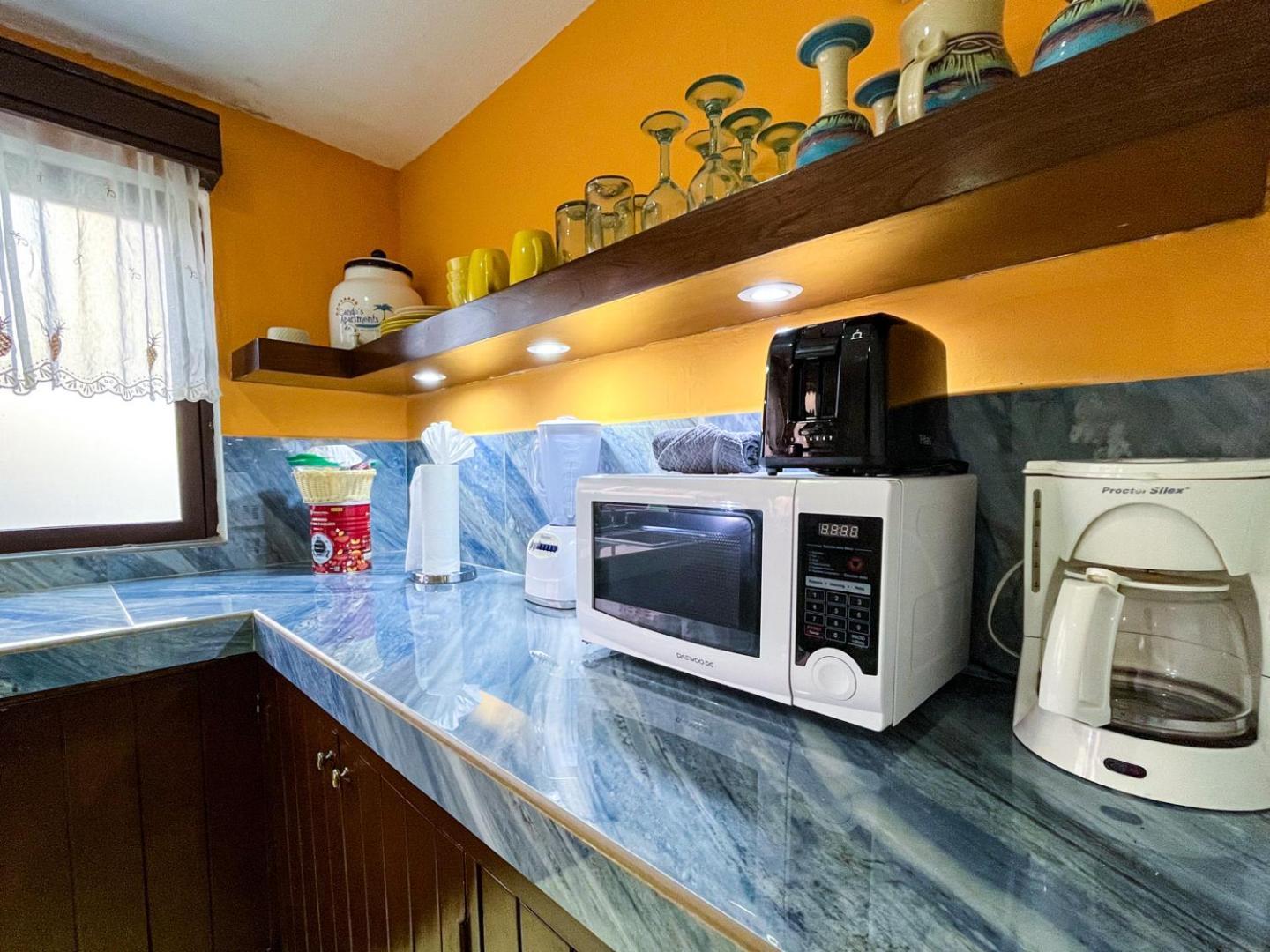 Cande'S Apartments Isla Mujeres Ngoại thất bức ảnh